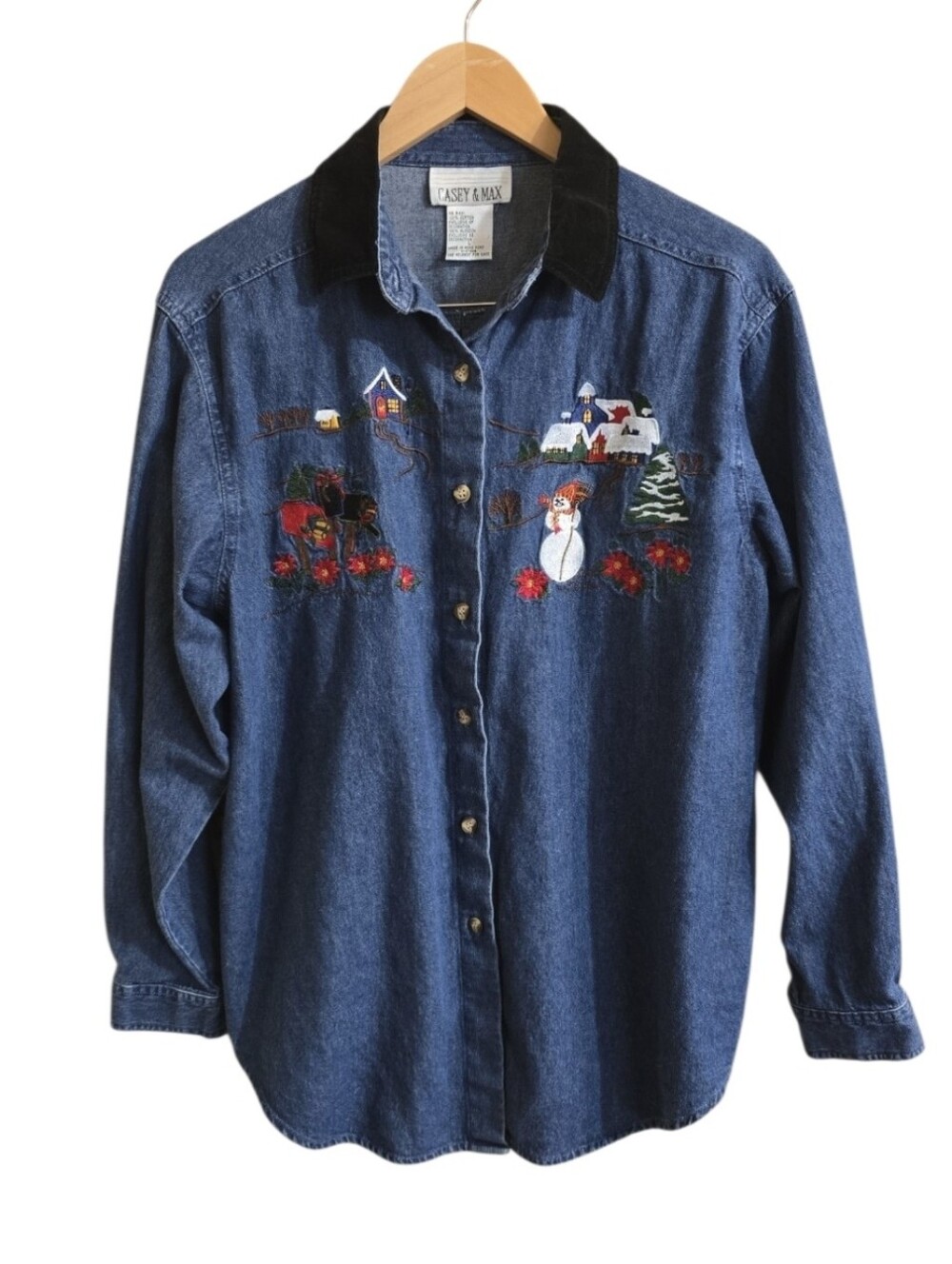 Vintage Casey & Max Embroidered Christmas Scene Snowman Denim Shirt. Size Large